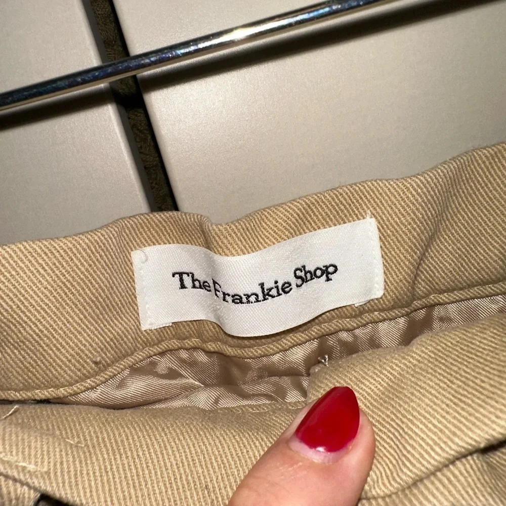 The Frankie Shop Tan Pleated Mini Skirt with Pockets size Medium